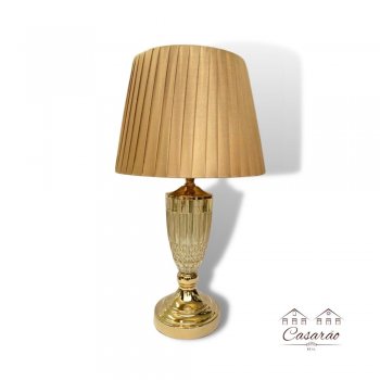 Abajur de Mesa Dourado com Base de Vidro
